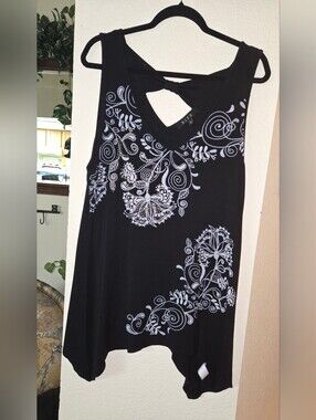 Tank, Long, Sz L. Beaded Front